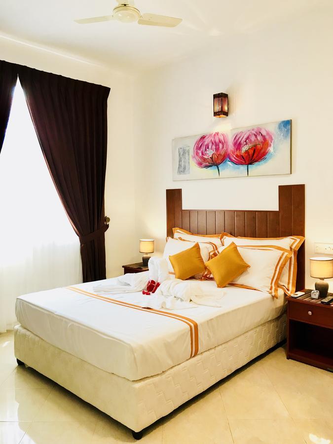 Ceylon Pearlwing Resort Negombo Extérieur photo